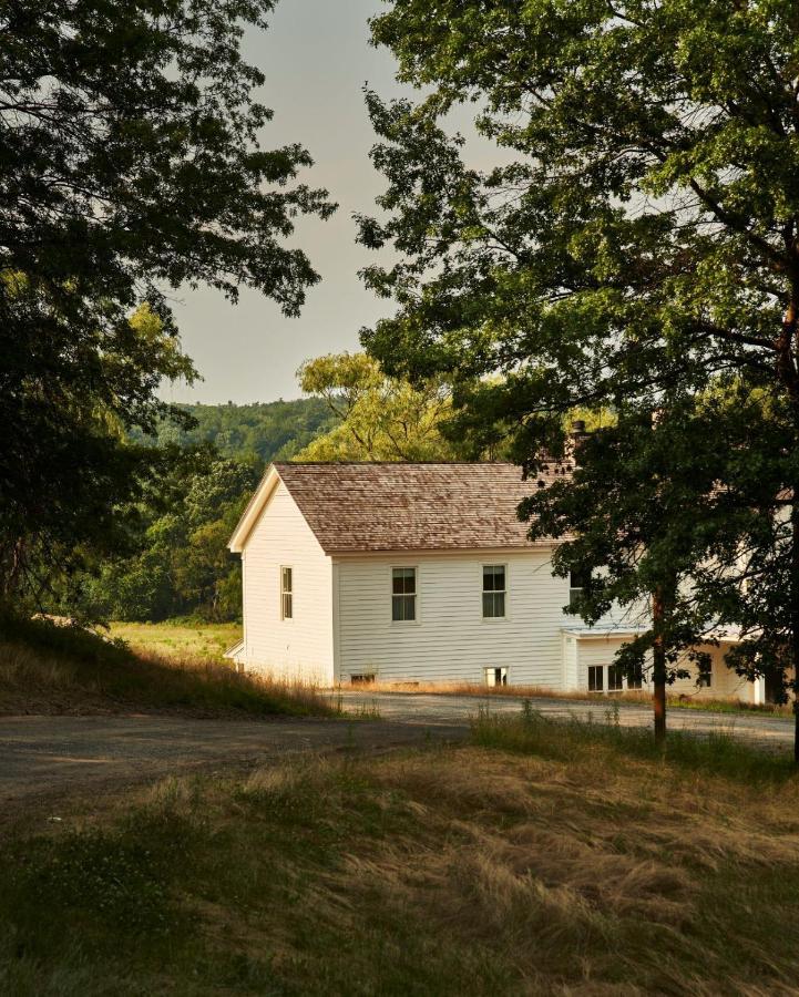 Inness Accord Buitenkant foto